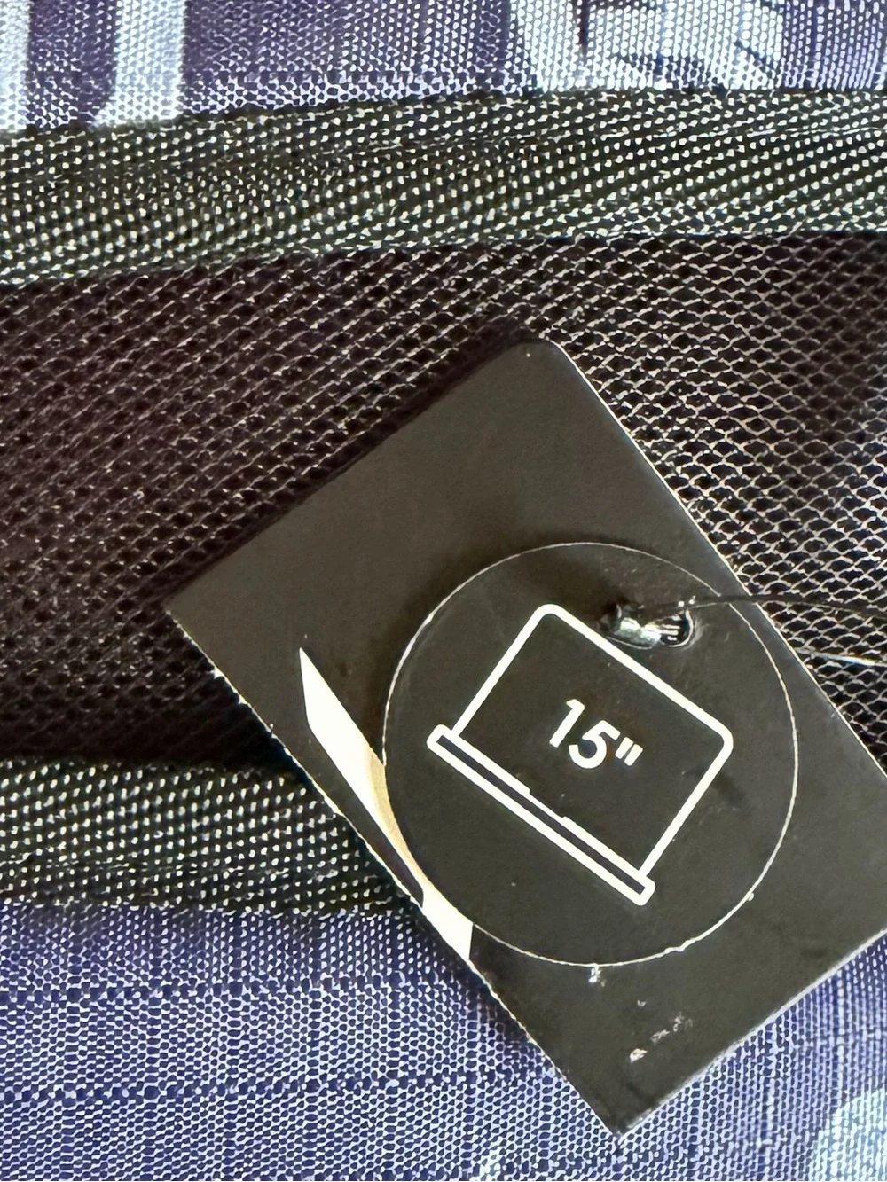 Nike Navy and White Graphic Logo Backpack lots of pockets holds 15in laptop